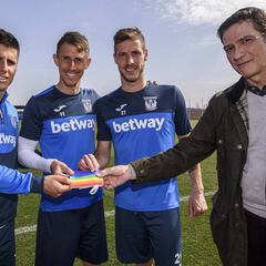 El Lega lucirá brazalete arcoíris en apoyo al colectivo LGTBI