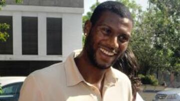 <b>A TOPE. </b>Olivier Thomert pasó ayer las pruebas médicas.