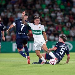 Elche y Depor se perdonan y siguen sin despegar