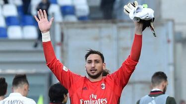 Sky: Milan fear Donnarumma is holding out for Madrid move