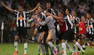 Atlético Mineiro de Brasil es el puesto 31 con 8 mil 132 puntos.