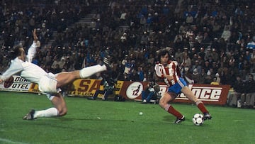 30-05-25. ENZO FERRERO, ANTE ULI STIELIKE, EN LA FINAL DE LA COPA DEL REY DISPUTADA EN VALLADOLID EN 1982.