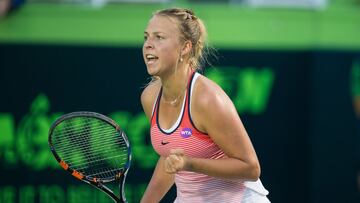 Kontaveit durante un partido de Tenis