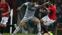 Con pase gol de Falcao, Manchester vence al Burnley