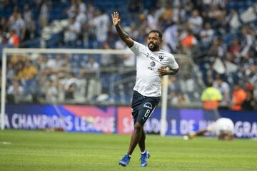 Uno de los jugadores más regulares en ataque de los últimos tiempos. Por la banda izquierda comienza a tener competencia, aunque sus más de 80 goles y 84 asistencias con Rayados lo ponen como una de las figuras de la Liga MX.