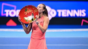 Tercer título de la temporada para Qingwen Zheng