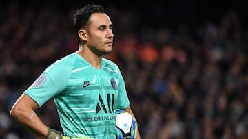 Keylor Navas ha vivido una historia de ensueño practicando su deporte favorito, pues para triunfar se tuvo que alejar de sus padres desde que era un niño.