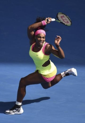 Serena Williams acabó con la sorpresiva campaña de Madison Keys para llegar a la final de Australia el jueves.