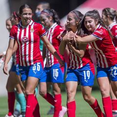 Antes del Clásico Nacional, Chivas femenil goleó 5-0 al Puebla