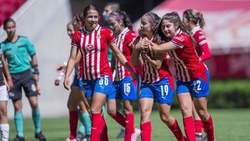 Antes del Clásico Nacional, Chivas femenil goleó 5-0 al Puebla