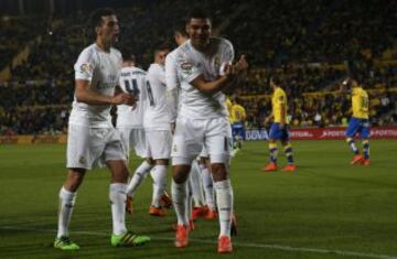 Football Soccer - Las Palmas v Real Madrid - Spanish Liga BBVA - Gran Canaria stadium, Las Palmas de Gran Canaria, Spain - 13/03/16 Real Madrid's Casemiro celebrates after scoring a goal with team mates.  