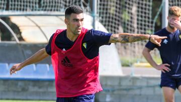 Cervera cita a todos sus delanteros para el duelo ante el Alcorcón