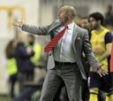 Paco Jémez: "Los pitos no deben cambiar la manera de jugar"