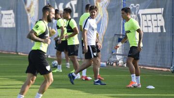 El Málaga busca un fichaje en mitad de la tempestad