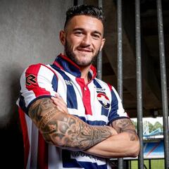 Llonch, el español que buscará arrebatarle la Copa al Ajax