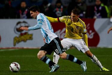 Messi, Neymar y Douglas, Arias sabe lo que es frenar a cracks