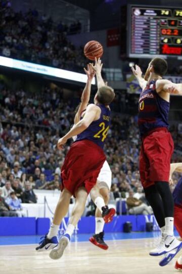 Sergio Llull anotó la última canasta del partido.