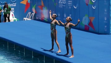 Nuria Diosdado y Joana Jiménez, nadadoras artísticas mexicanas, en San Salvador 2023.