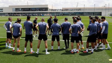 Zidane no dio pistas sobre el once que alineará en Cardiff