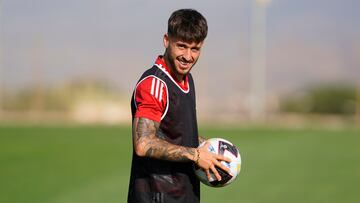 Ricard en un entrenamiento con el Granada.