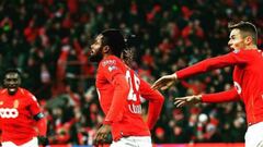 En un partido cardíaco, Standard Lieja de Ochoa suma de a tres