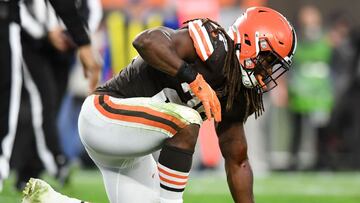 Además de Hunt y Owusu-Koramoah, el quarterback Baker Mayfield, el wide receiver Odell Beckham Jr, los tacles Jack Conklin y Jedrick Wills están lesionados.