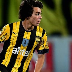 El pasaporte, clave para el futuro de Facundo Pellistri