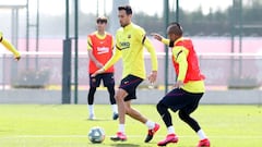 Barcelona to continue training ahead of Napoli return leg