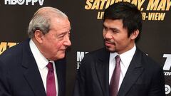 Bob Arum y Manny Pacquiao durante una rueda de prensa en Las Vegas, Estados Unidos.