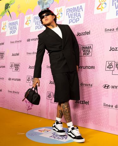 Beele posando en la alfombra roja de LOS40 Primavera Pop.
