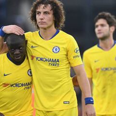 Kanté resuelve el monólogo 'blue' ante un defensivo Palace