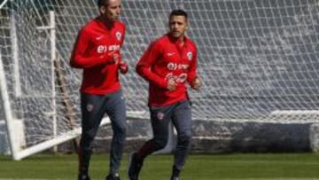 Alexis e Isla se suman y plantel de La Roja queda completo