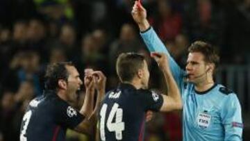 God&iacute;n y Gabi protestan la roja a Torres.