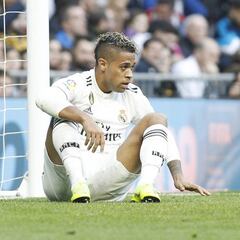 Mariano se marchó lesionado y dejando al Madrid con 10