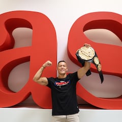 Costello: “Si quieren el cinturón que vengan a España”