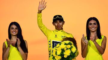 Egan Bernal luce de amarillo en Par&iacute;s.