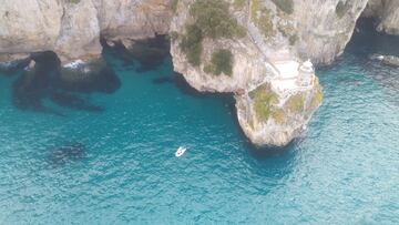 Encuentran en su casa a un nadador al que se buscó por tierra, mar y aire en Santoña