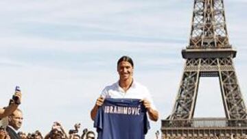 <b>ESTELAR. </b>Ibrahimovic fue la última estrella fichada por el club y le costó 21 millones de euros.