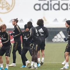 Bale se entrena con el grupo por primera vez desde el 4-O
