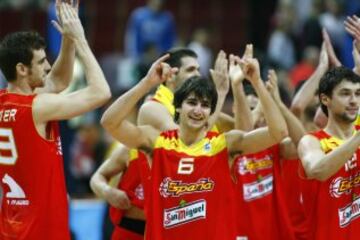 Celebración de Ricky Rubio en el Eurobasket de Polonia 2009.