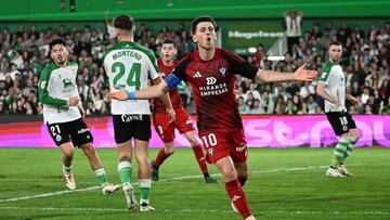 Reina tras anotar el tanto del triunfo ante el Racing de Santander.