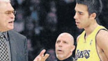 <b>COMPOSTURA PERDIDA. </b>Jackson abronca a Vujacic. Vitti observa.