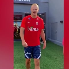 Se hace viral y nadie le encuentra explicación: la forma de andar de Haaland...