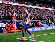 Thiago Almada celebra un gol con el Atlético.