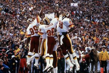 En la década de los 80´ los Washington Redskins celebraba en equipo sus touchdowns con el mítico "Fun Bunch".

