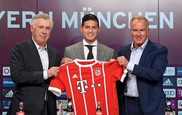 James Rodríguez will wear the No.11 shirt during his two-year loan spell at Bayern.