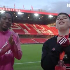 Watch this heartwarming video as Nottingham Forest make young fan’s dreams come true