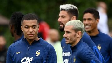 Mbappe y Griezmann, durante un entrenamiento