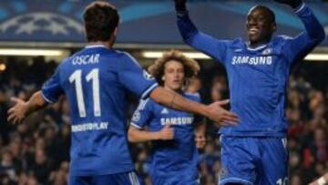 Demba Ba celebra su gol ante el Steaua.