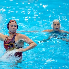 España alimenta su leyenda: a la final con billete a París